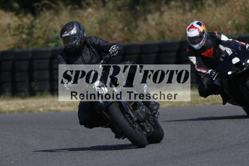Archiv-2023/28 05.06.2023 Moto Club Anneau du Rhin/blanc-novice/3
